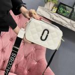 جیکوبز سفید از منصف لند